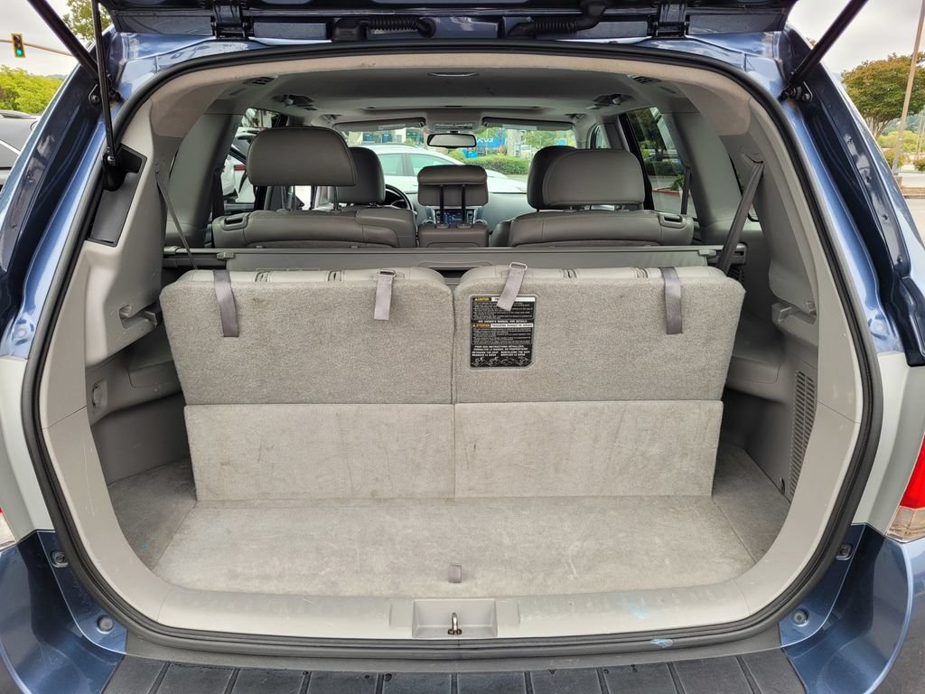 Used 2013 Toyota Highlander Limited AWD/4WD image 25