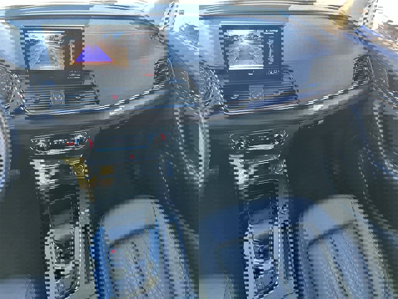 Used 2022 Audi Q5 2.0T Premium image 13