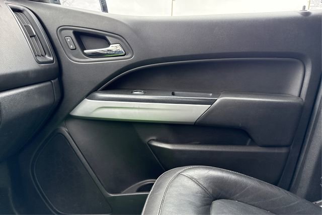 Used 2018 Chevrolet Colorado LT w/ Redline Special Edition image 20