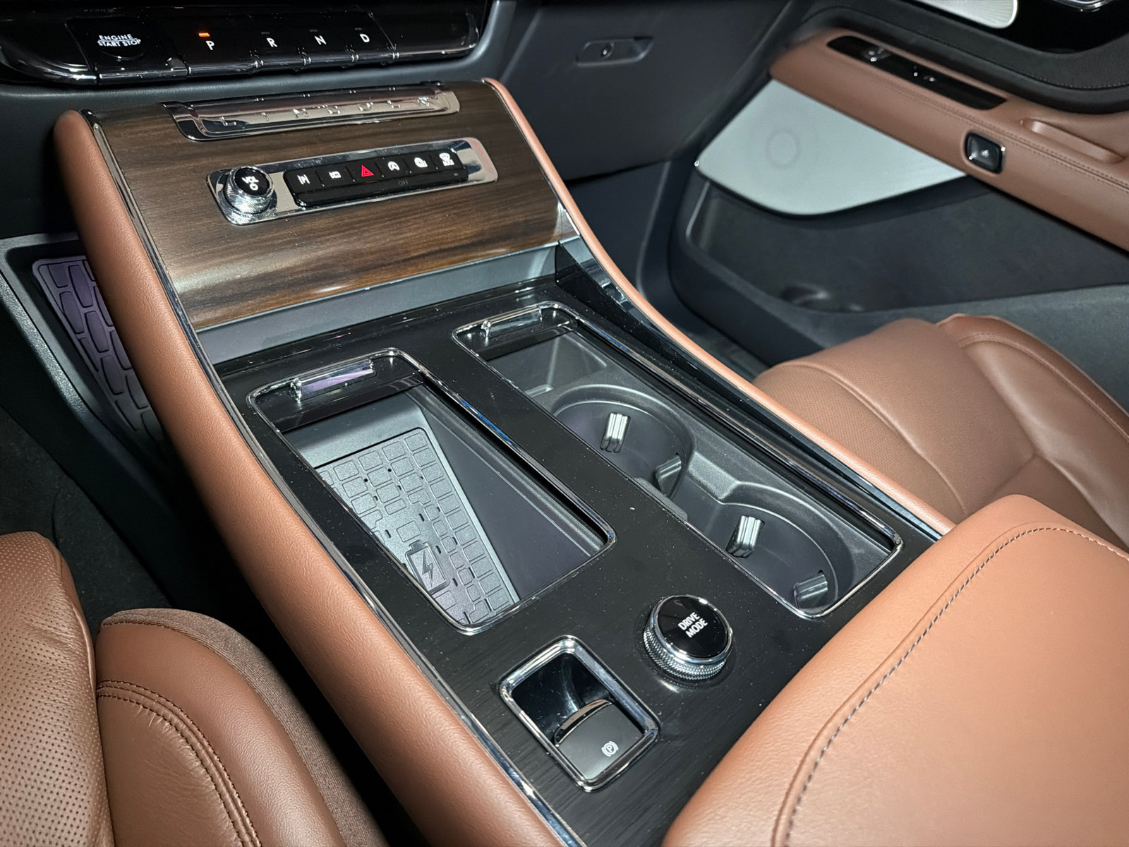 New 2027 Lincoln Aviator Reserve AWD/4WD image 30