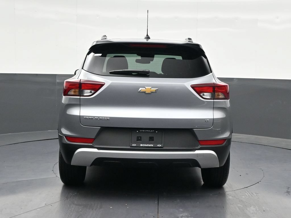 Used 2023 Chevrolet TrailBlazer LT FWD image 4