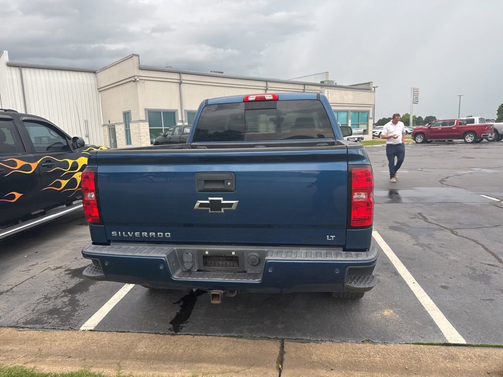 Used 2017 Chevrolet Silverado 1500 LT w/ LT Plus Package AWD/4WD image 6