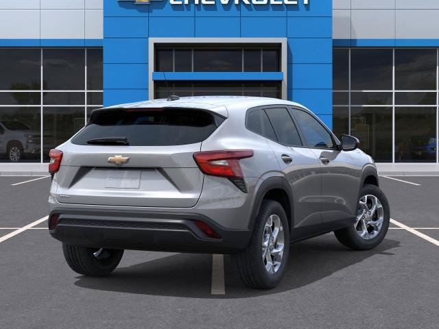 New 2026 Chevrolet Trax LS w/ LS Convenience Package FWD image 4