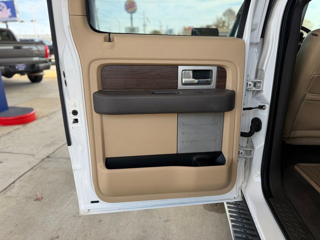 Used 2013 Ford F150 Lariat w/ Luxury Equipment Group image 16