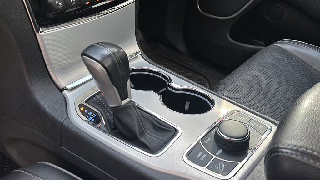 Used 2020 Jeep Grand Cherokee Summit image 23