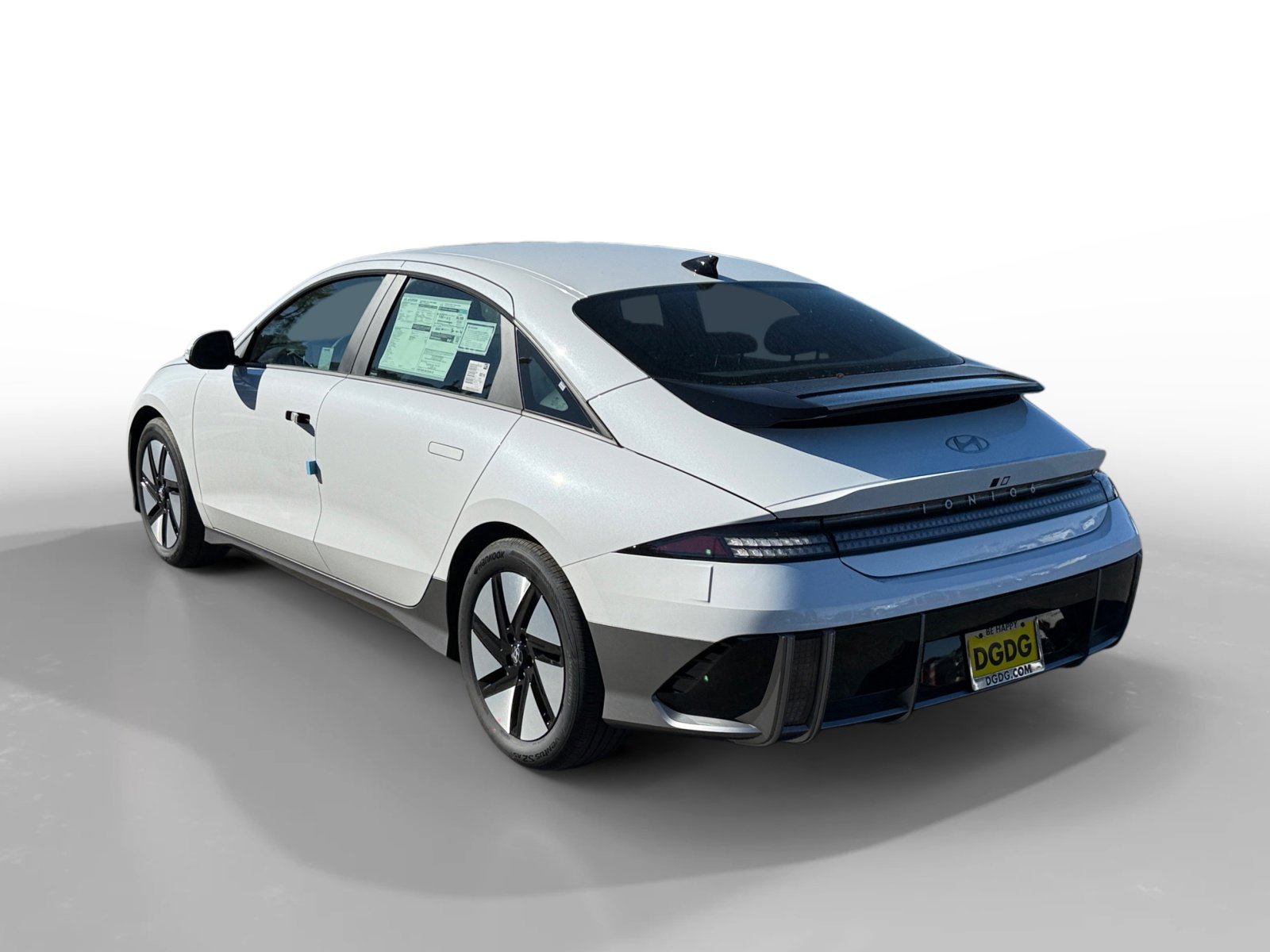 New 2025 Hyundai Ioniq 6 SE image 3