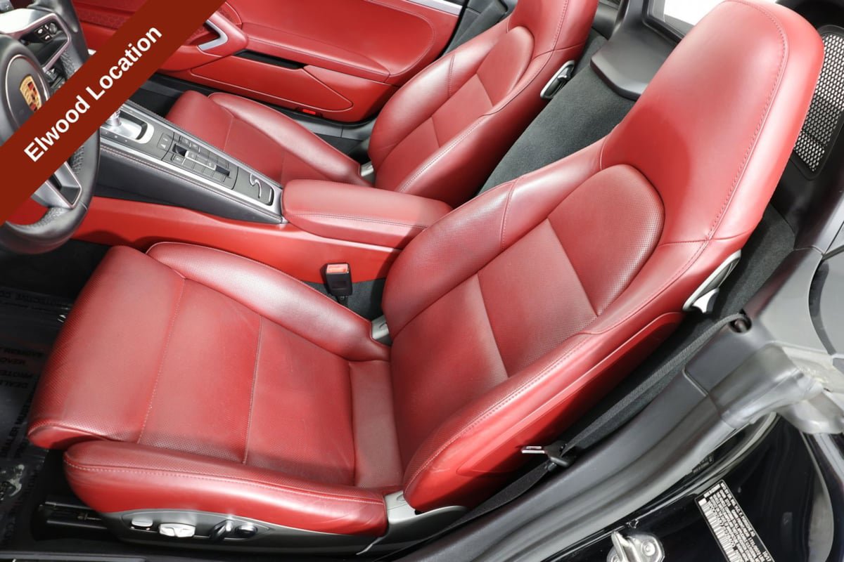 Used 2018 Porsche 718 Boxster RWD image 10