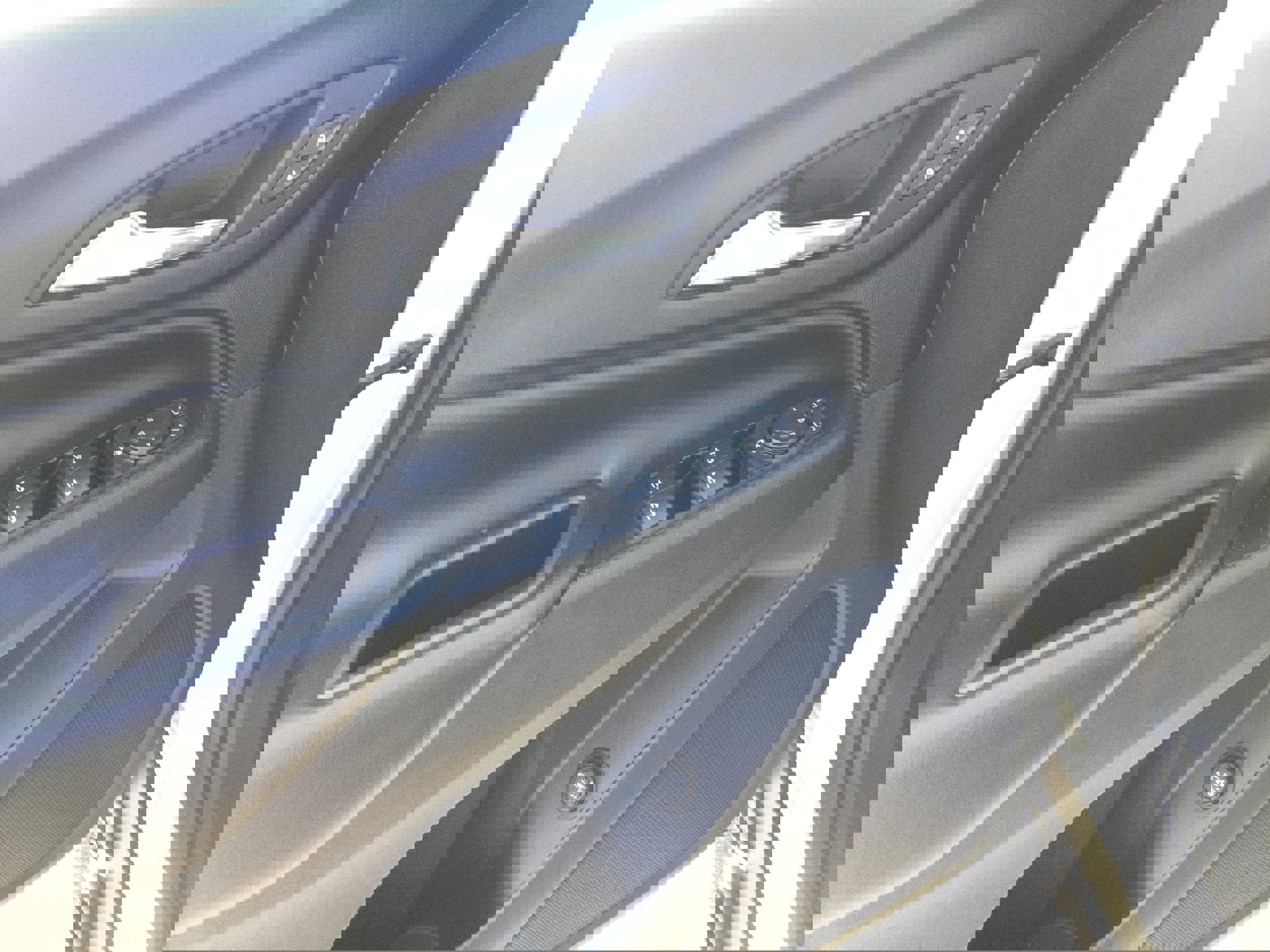 Used 2020 Chevrolet Equinox LT image 14