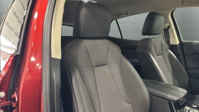 Used 2023 Buick Envision Preferred image 32