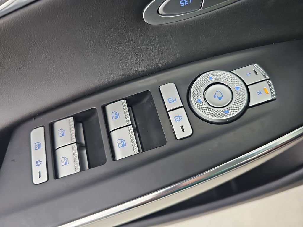 Used 2023 Genesis GV70 2.5T w/ Select Package image 45