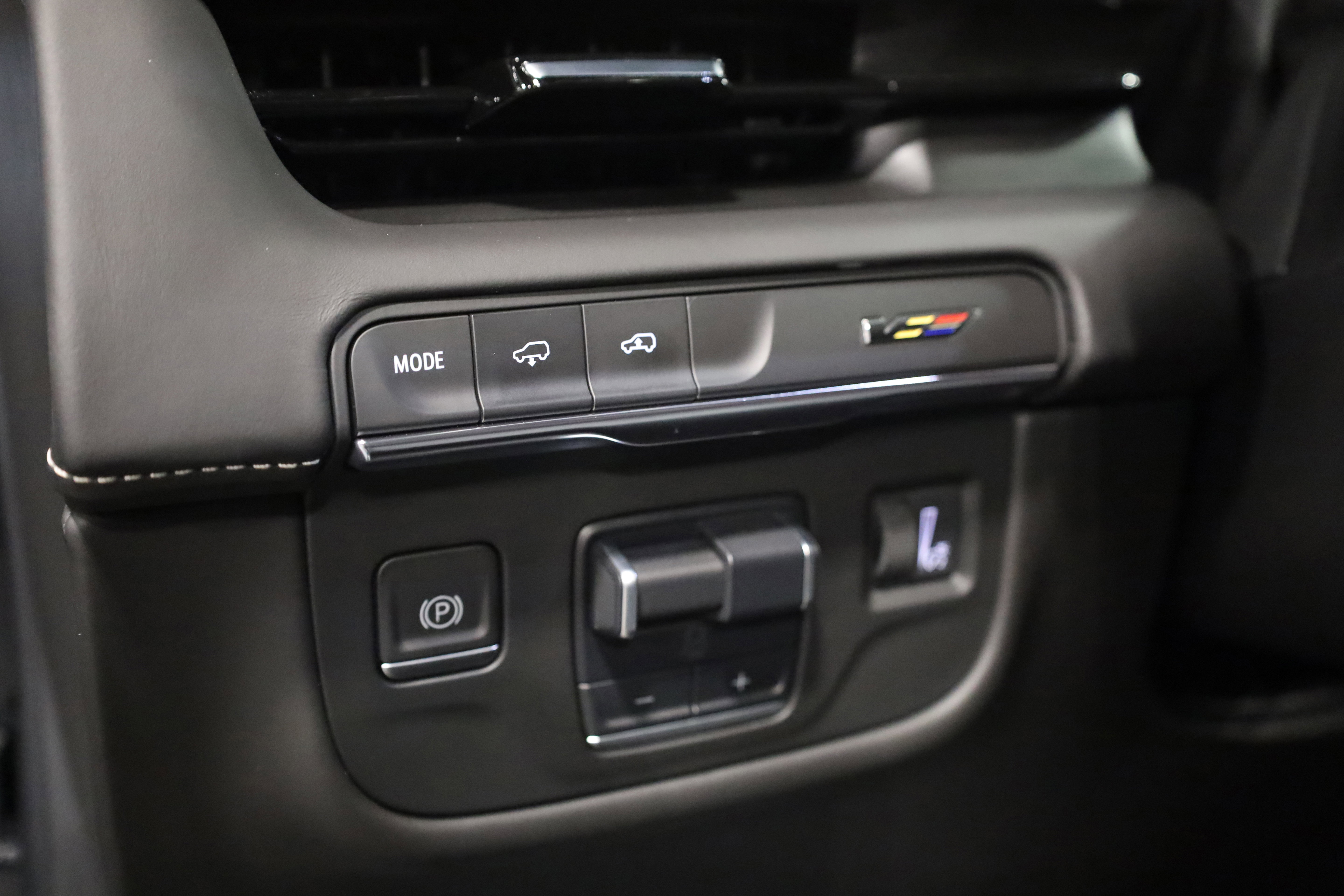 Used 2023 Cadillac Escalade V image 19