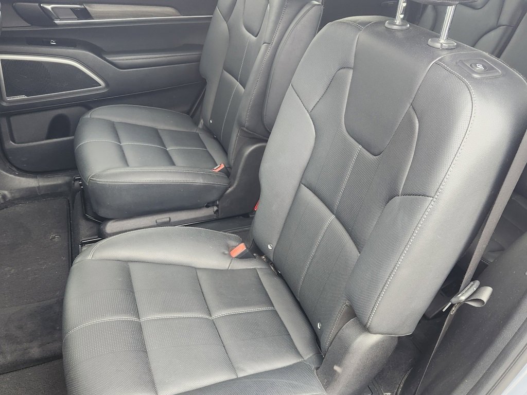 Used 2022 Kia Telluride EX w/ EX Premium Package image 31