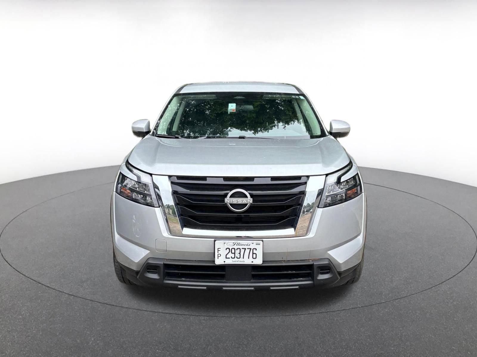 Used 2025 Nissan Pathfinder SV AWD/4WD image 3