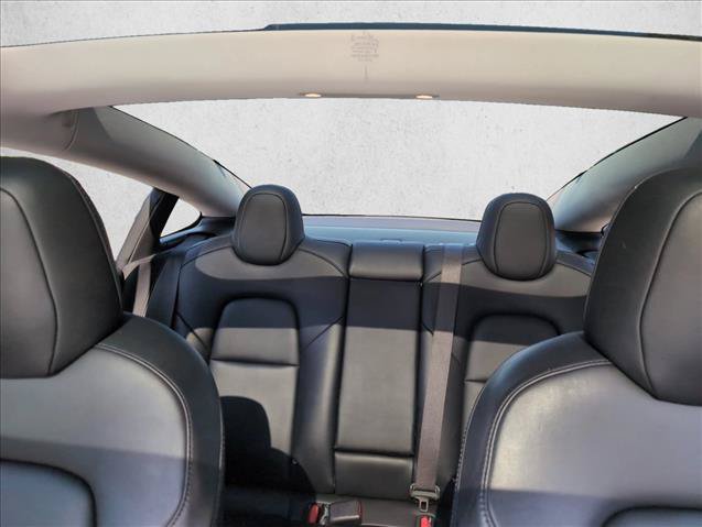Used 2018 Tesla Model 3 Long Range RWD image 21