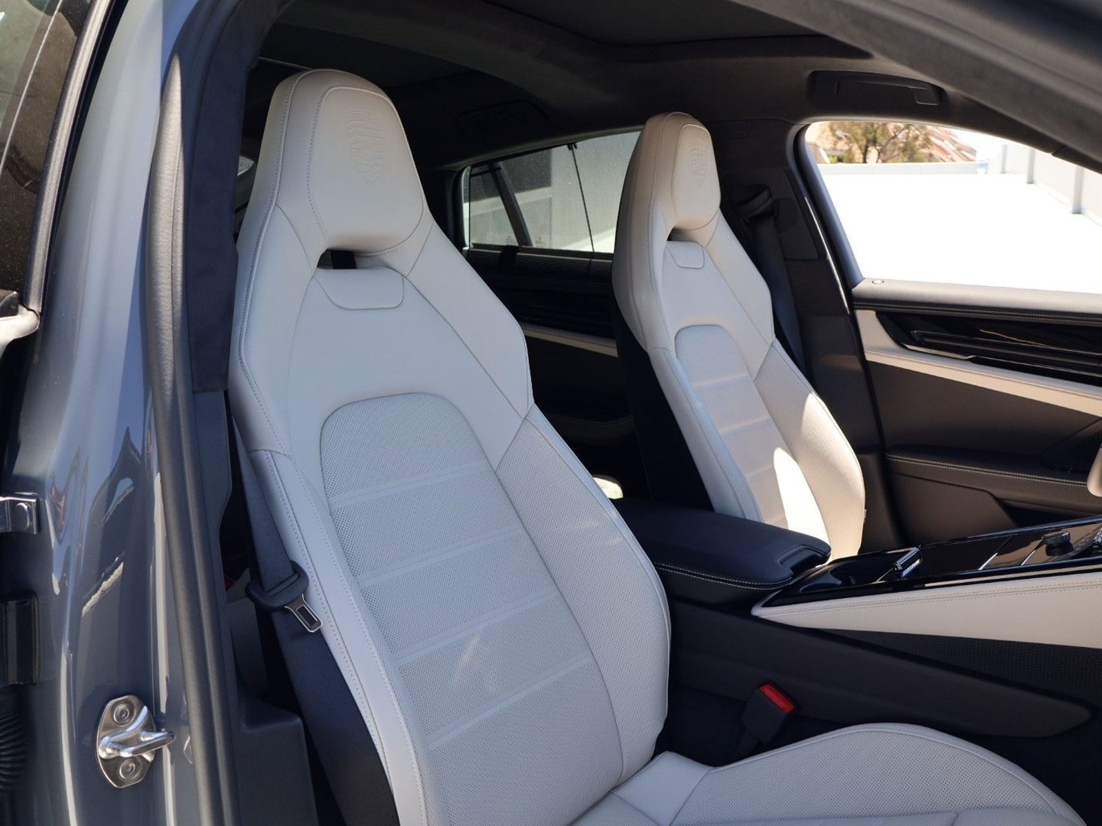 New 2026 Porsche Panamera GTS AWD/4WD image 24