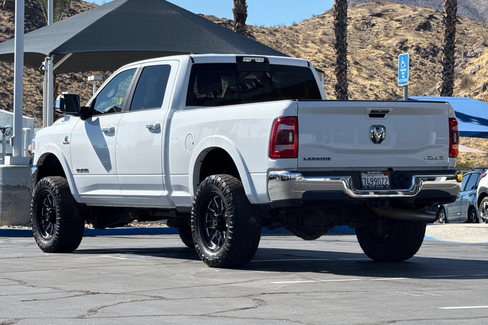 Used 2020 RAM 2500 Laramie AWD/4WD image 3