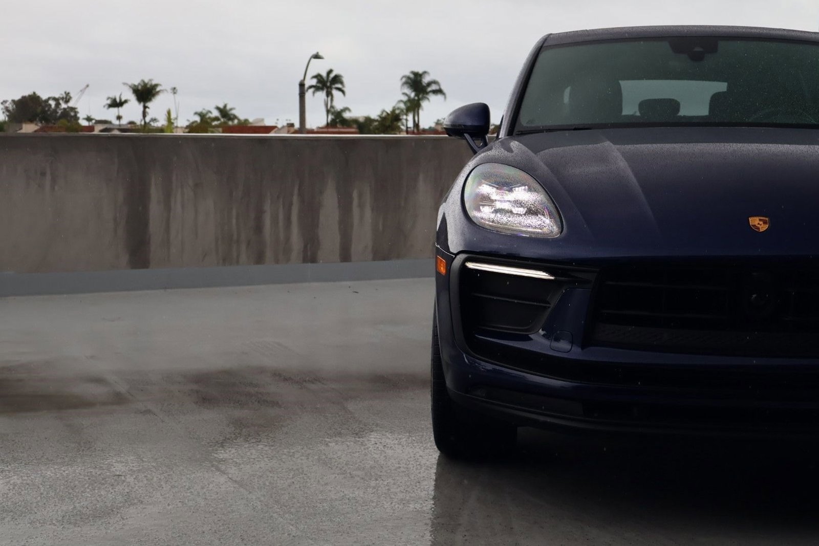 Certified 2025 Porsche Macan image 12