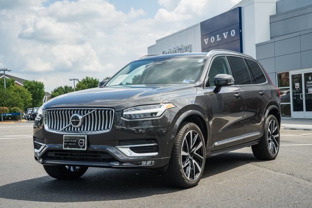 Certified 2024 Volvo XC90 B6 Plus w/ Protection Package Premier AWD/4WD image 3