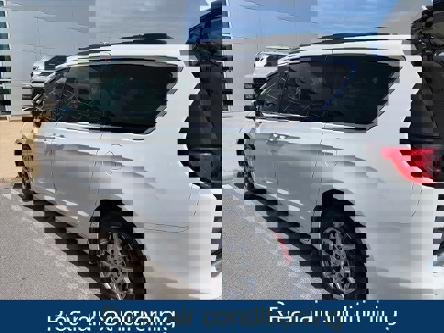 Used 2021 Chrysler Voyager Lxi image 8