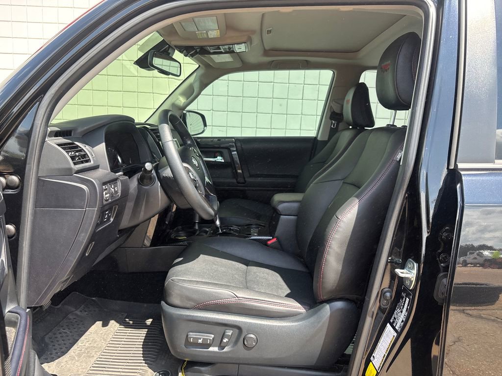 Used 2024 Toyota 4Runner TRD Off-Road Premium w/ Off Road Premium Plus Package image 11