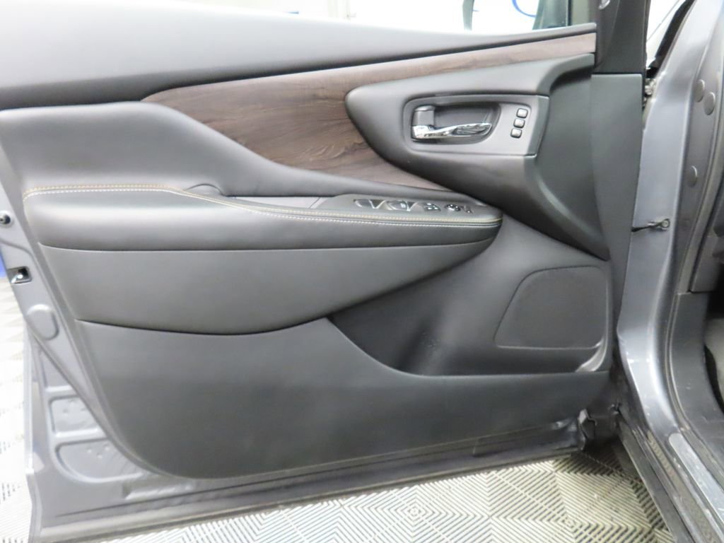 Used 2024 Nissan Murano Platinum AWD/4WD image 49