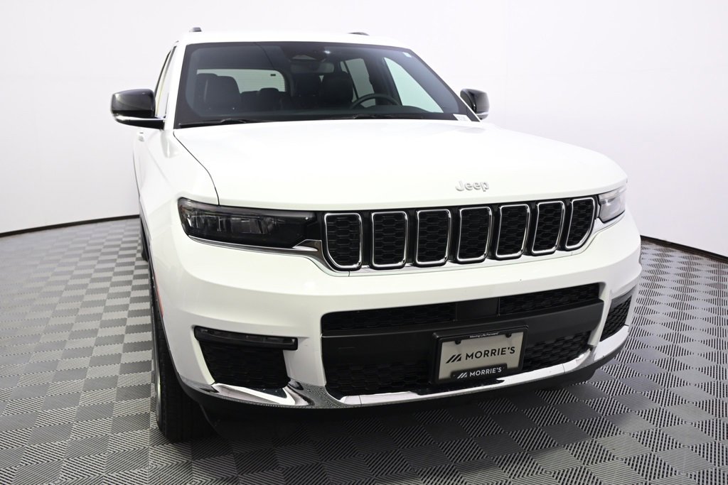 Used 2024 Jeep Grand Cherokee L Limited image 9