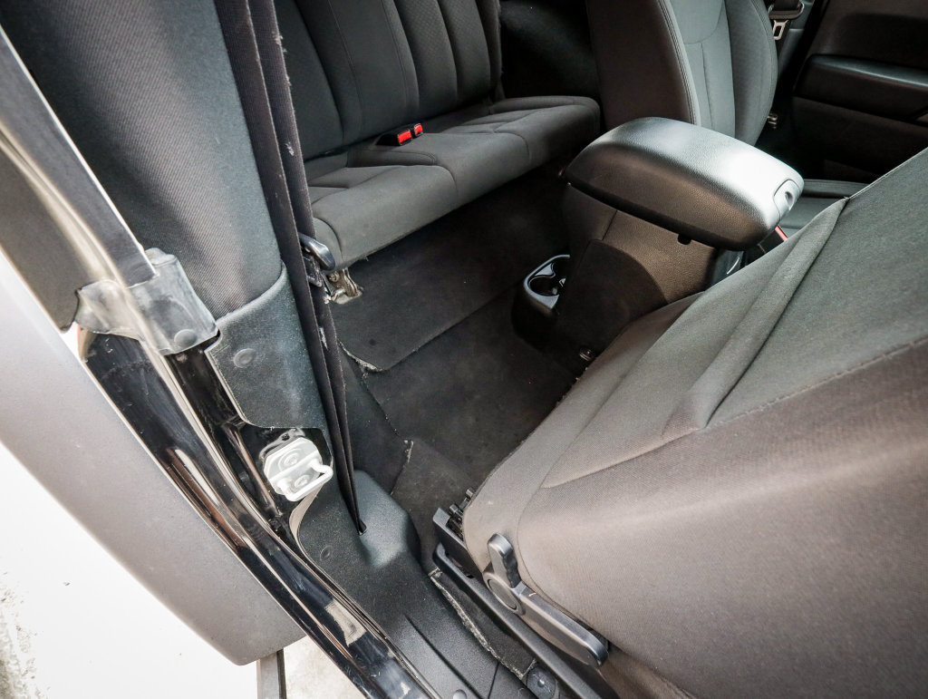 Used 2018 Jeep Wrangler Sport AWD/4WD image 26
