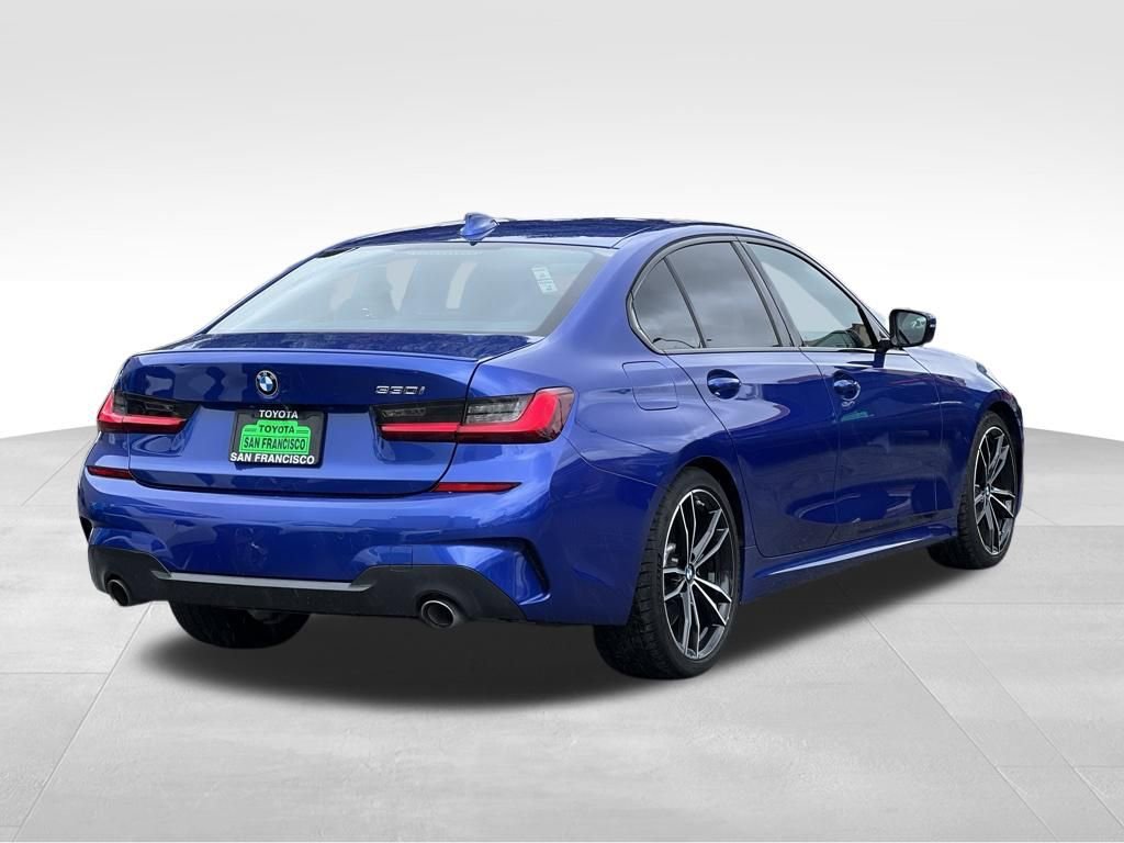 Used 2022 BMW 330i Sedan w/ M Sport Package image 5