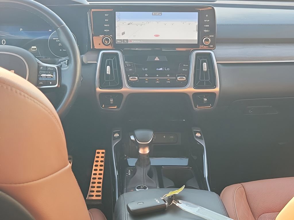 Used 2022 Kia Sorento SX Prestige w/ Rust Color Package image 19