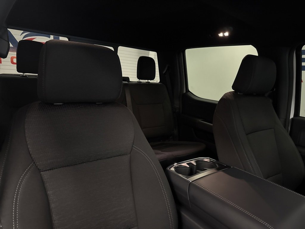 New 2025 Ford F150 XLT w/ Equipment Group 302A MID image 40