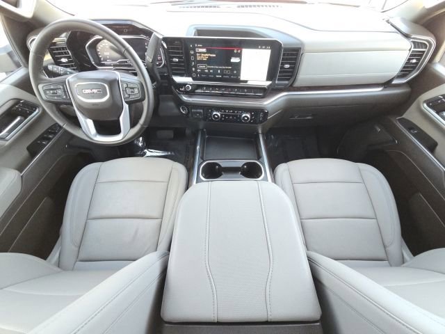 Used 2024 GMC Sierra 2500 SLT w/ SLT Premium Package image 29