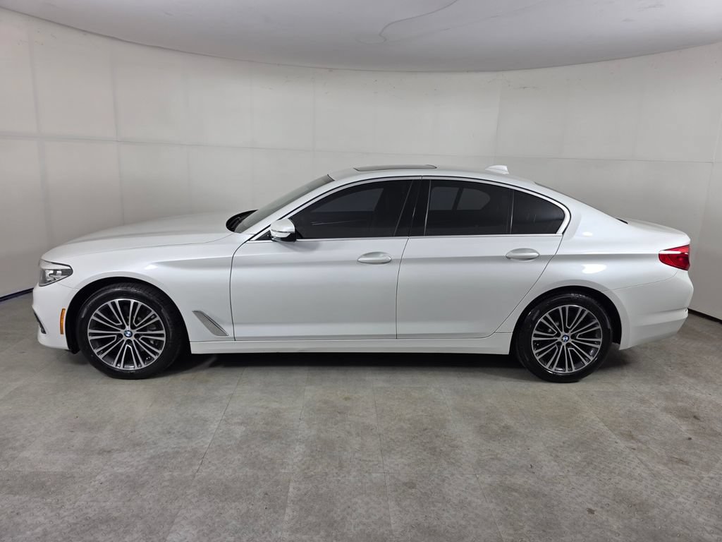 Used 2020 BMW 530i xDrive w/ Premium Package AWD/4WD image 7