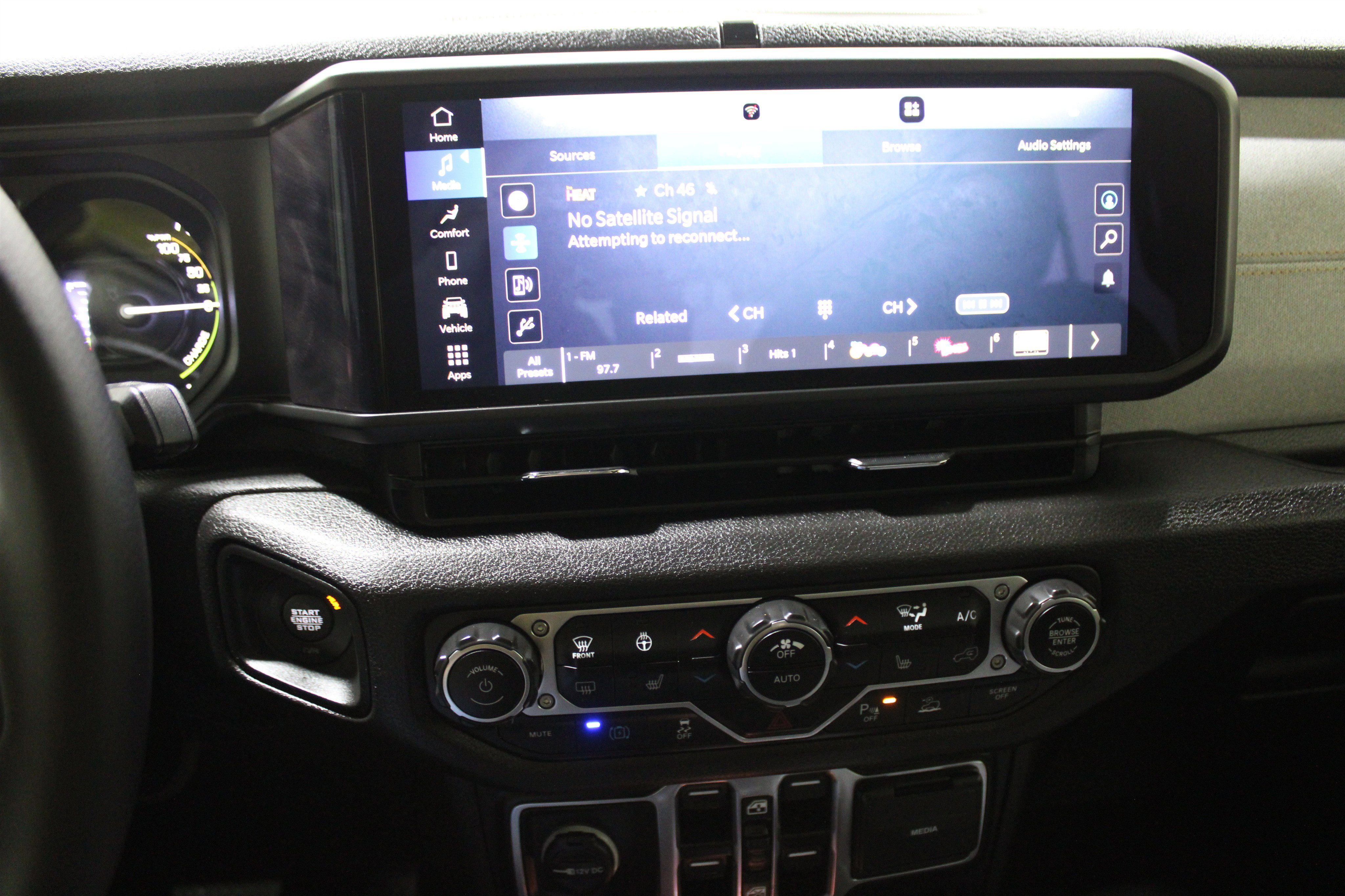 Used 2024 Jeep Wrangler Sport S w/ Dual Top Group image 13