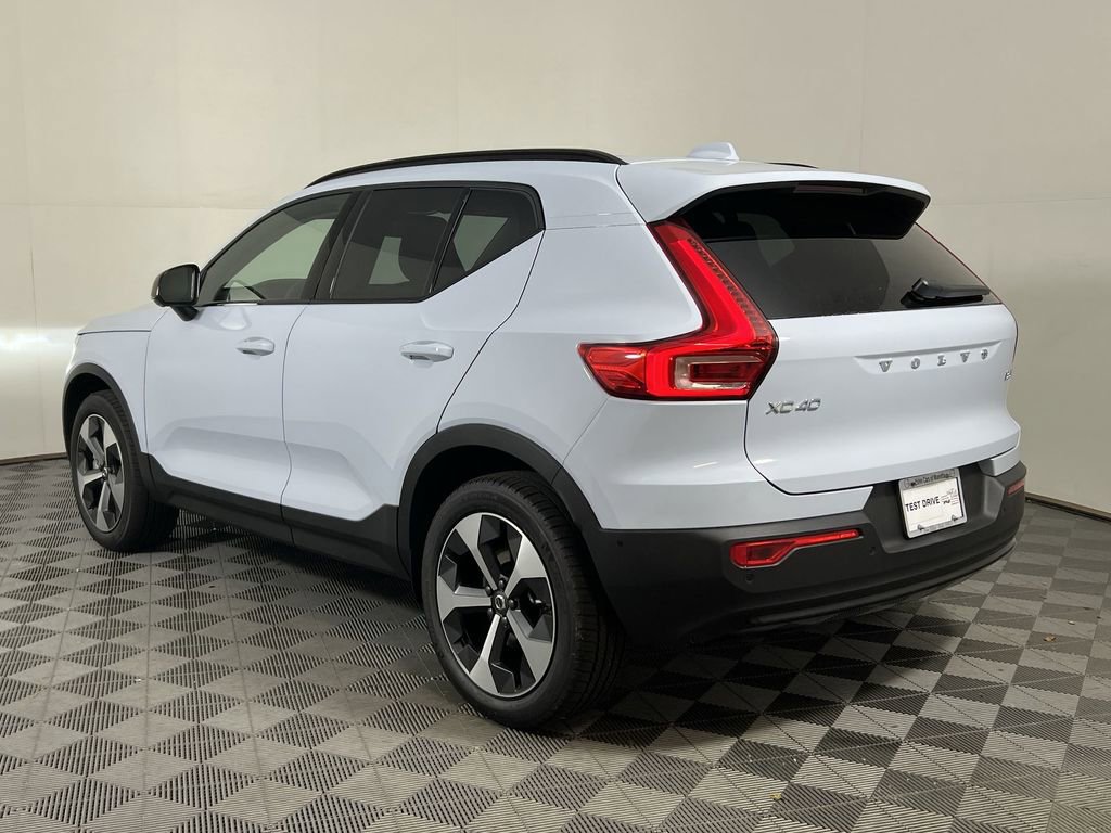 New 2026 Volvo XC40 B5 Plus w/ Protection Package Premier image 6