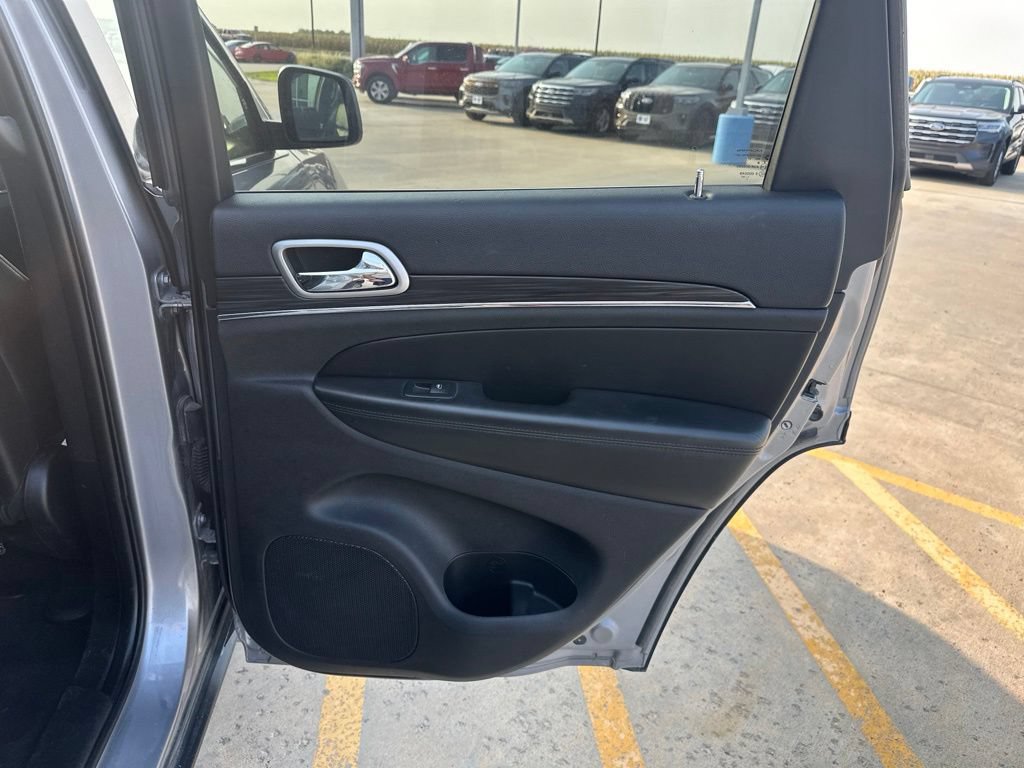 Used 2021 Jeep Grand Cherokee Limited AWD/4WD image 28