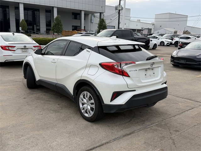 Used 2020 Toyota C-HR LE image 7