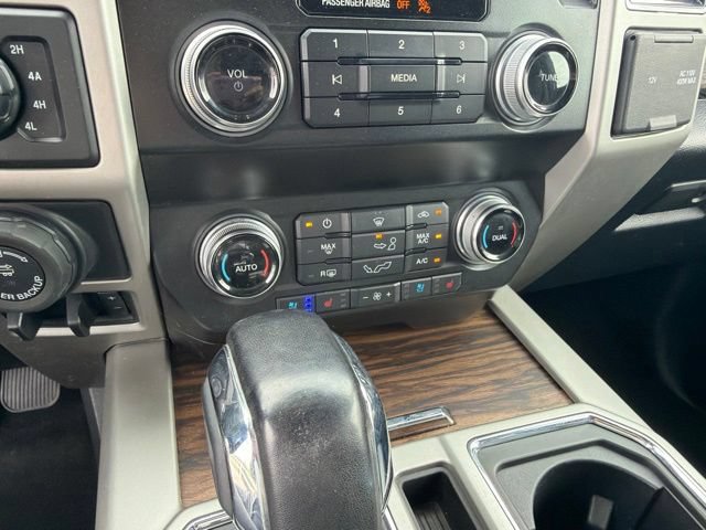 Used 2020 Ford F150 Lariat w/ Equipment Group 502A Luxury AWD/4WD image 19