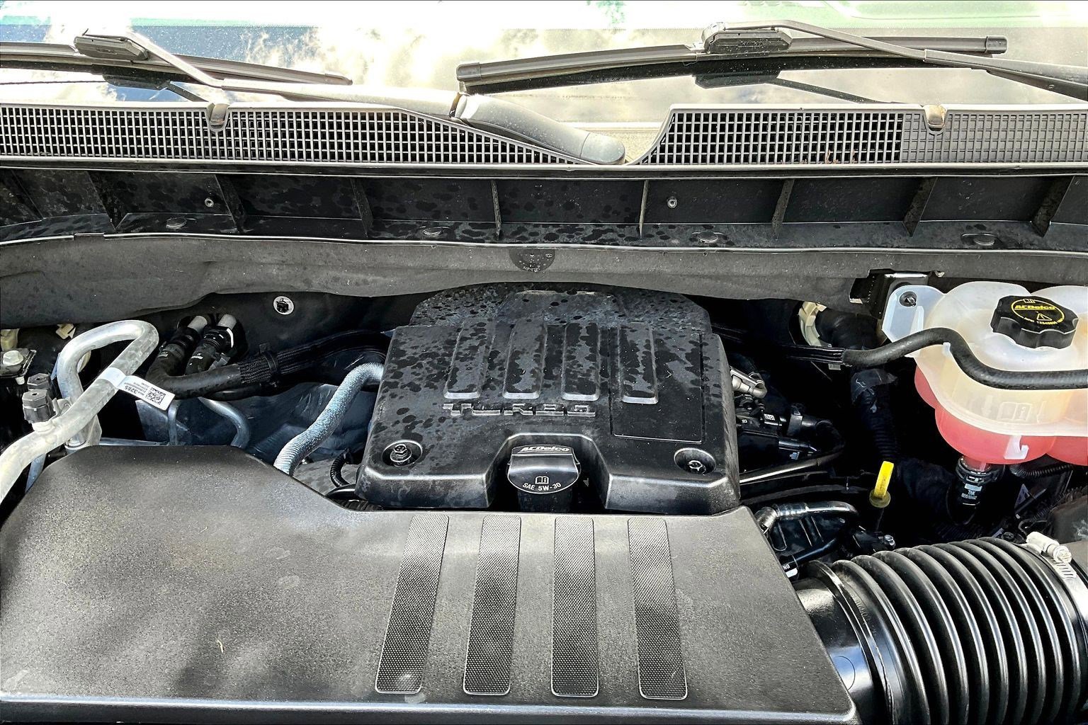 Used 2024 Chevrolet Silverado 1500 LT image 30