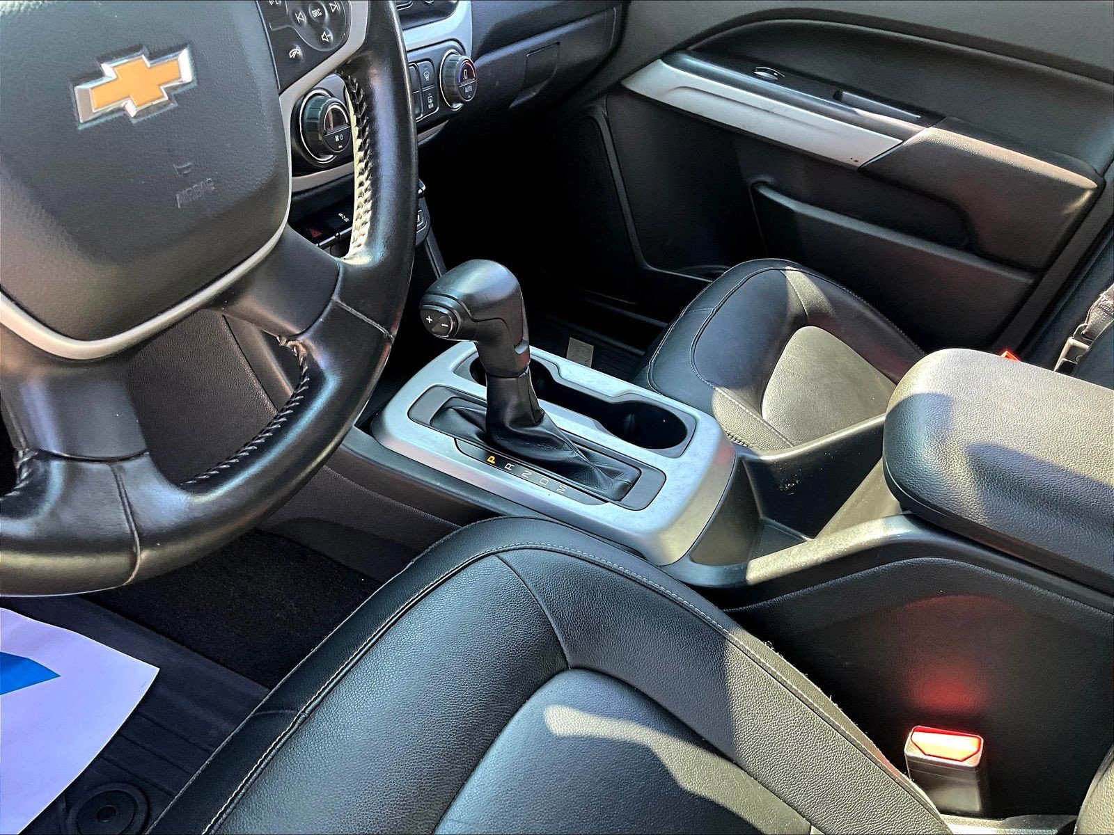 Used 2015 Chevrolet Colorado LT w/ Luxury Package RWD image 18
