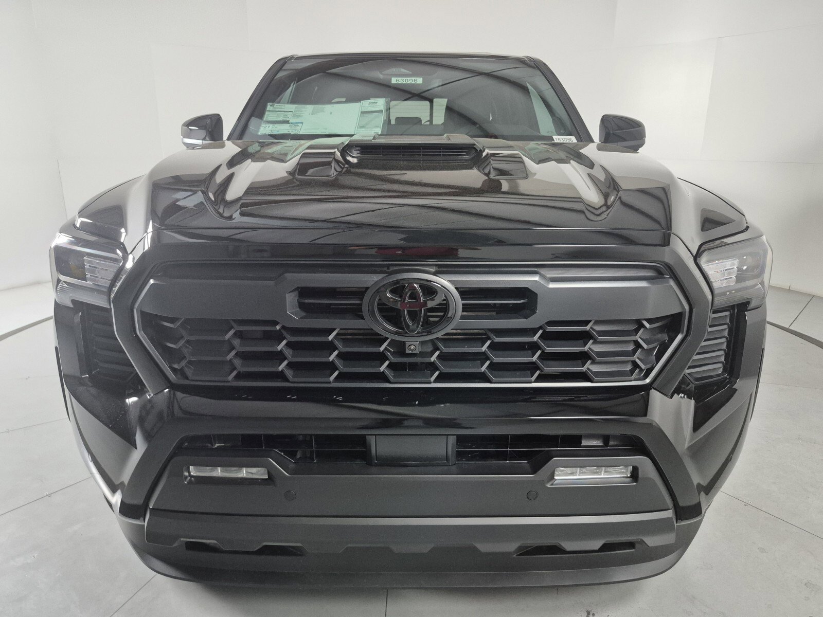 New 2026 Toyota Tacoma SR5 AWD/4WD image 7