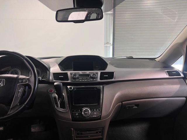 Used 2014 Honda Odyssey Touring image 18