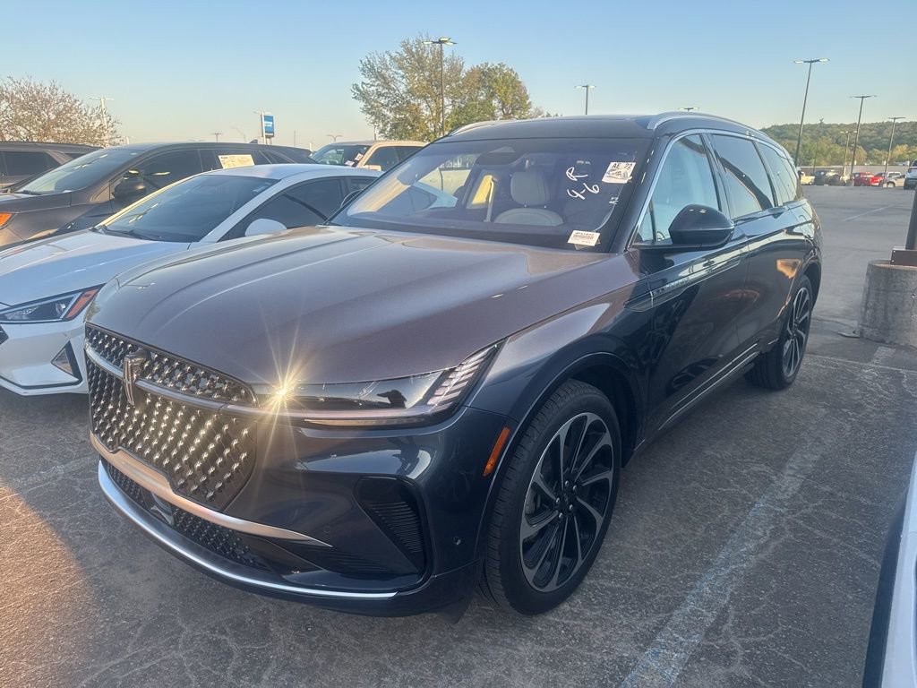 Used 2024 Lincoln Nautilus Black Label image 1
