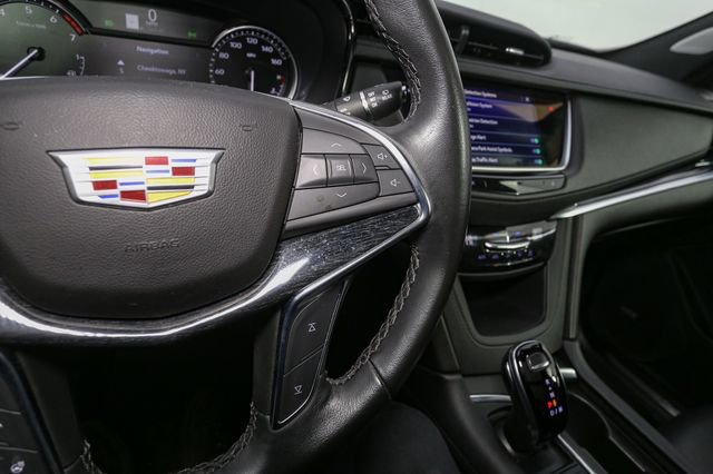 Used 2023 Cadillac XT5 Premium Luxury image 36