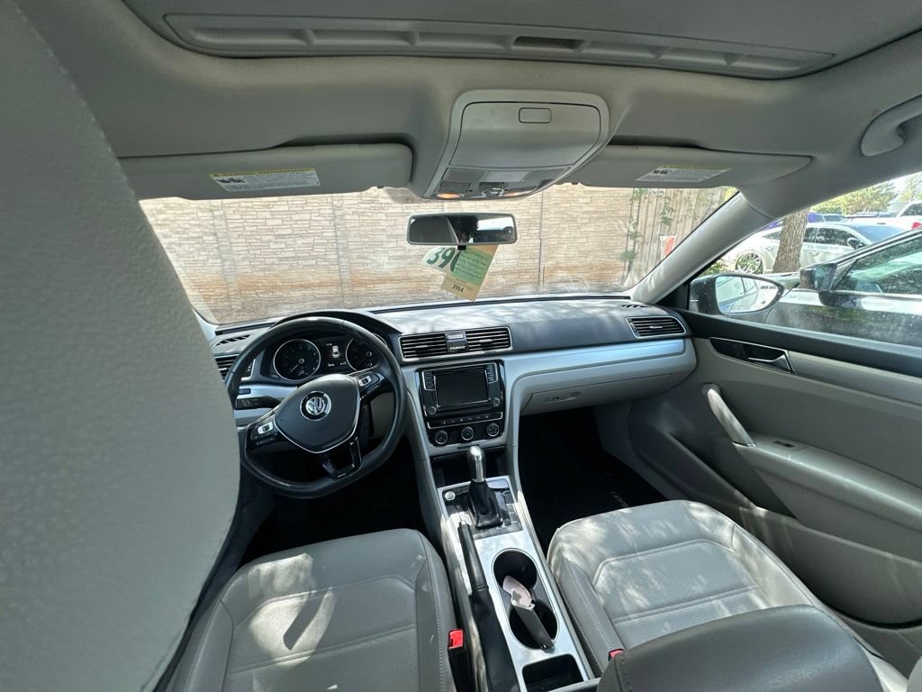 Used 2019 Volkswagen Passat 2.0T Wolfsburg FWD image 17