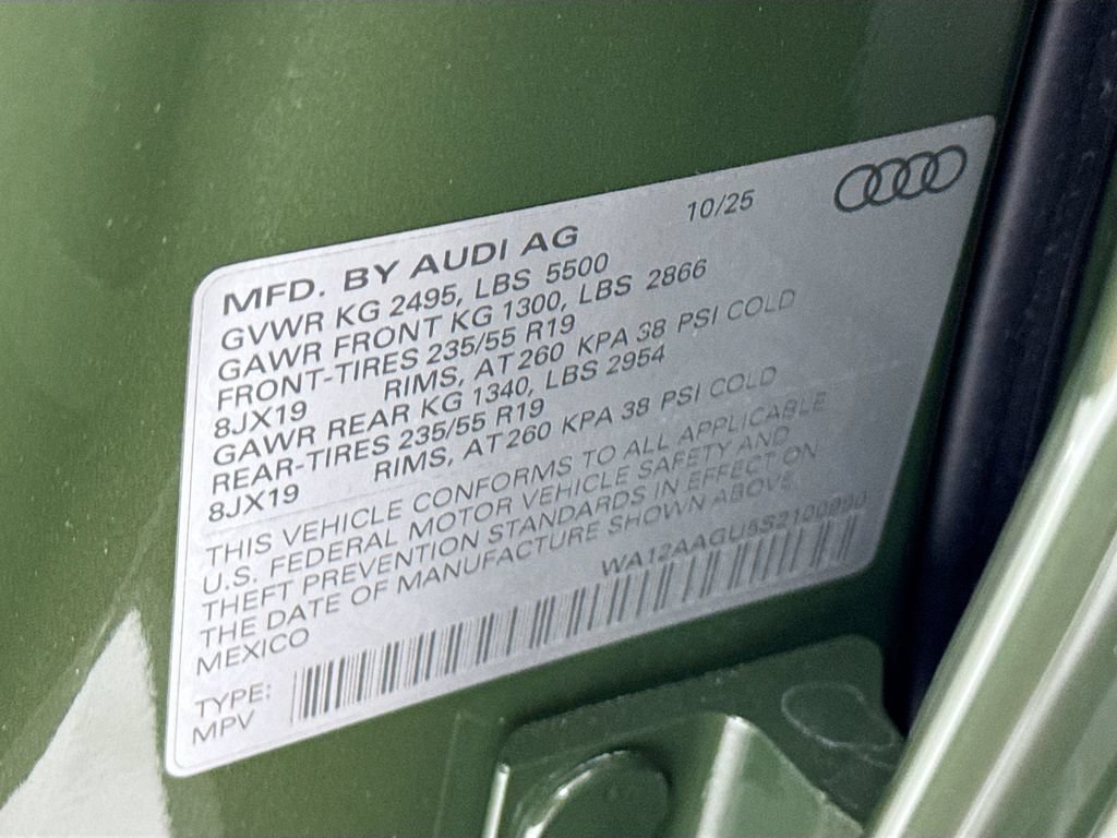 Certified 2025 Audi Q5 Premium Plus w/ Premium Plus AWD/4WD image 35