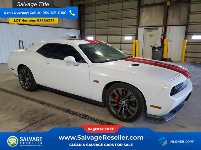 Used 2014 Dodge Challenger SRT8 w/ Harman/Kardon Audio Group RWD image 5
