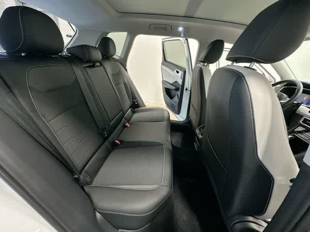 New 2026 Volkswagen Taos SE AWD/4WD image 23