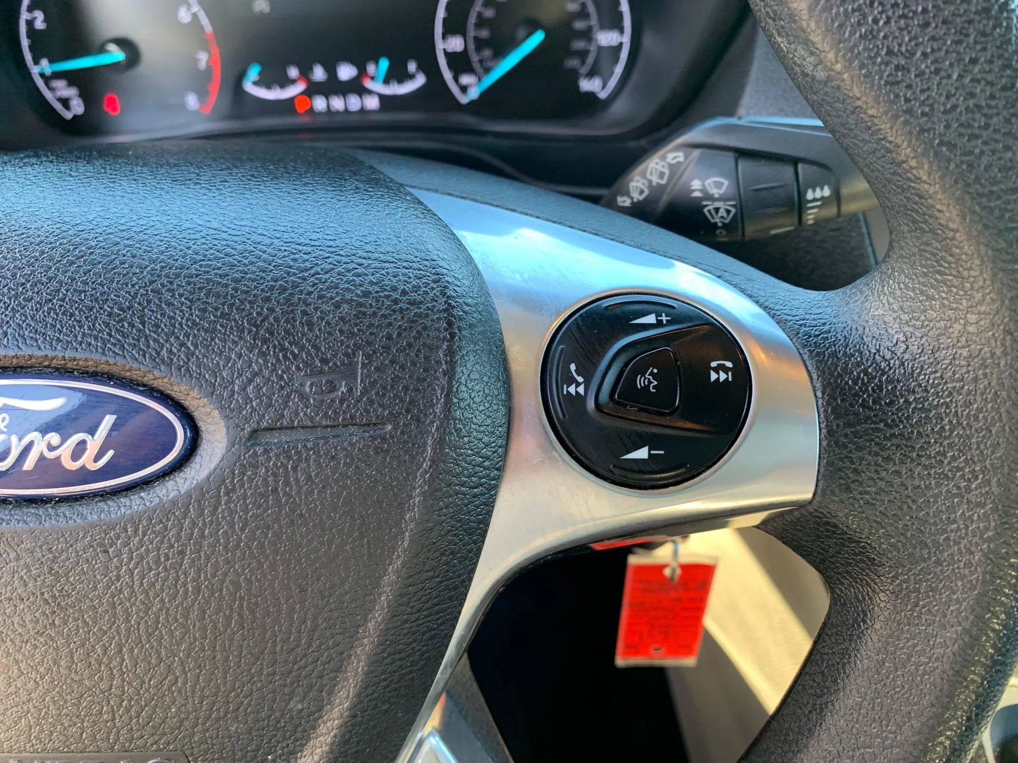 Used 2019 Ford Transit Connect XLT image 12