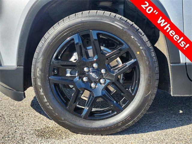 Used 2021 Chevrolet Traverse LT image 10