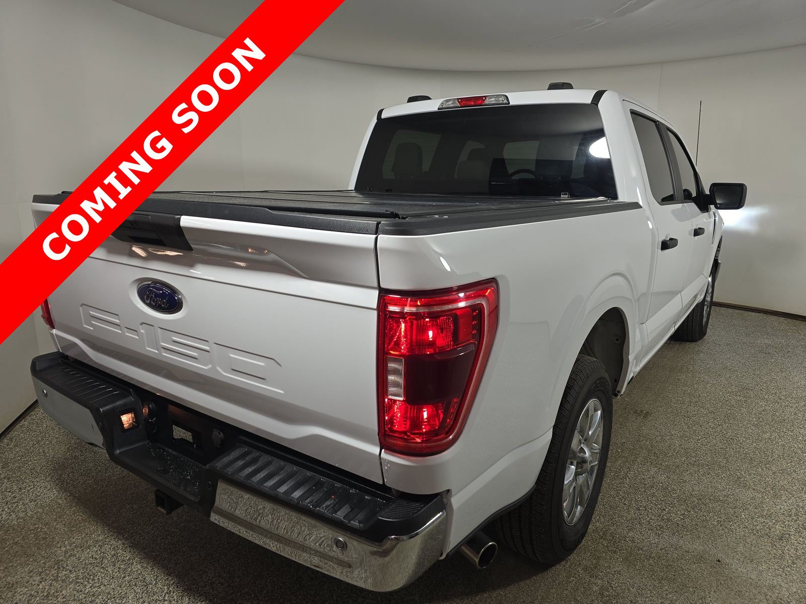Used 2023 Ford F150 XLT AWD/4WD image 4